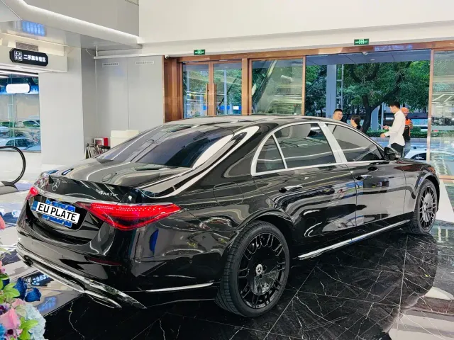 Mercedes-Benz S-Class — Фото автомобиля 6