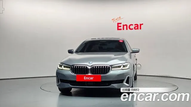 BMW 5 Series G30 — Фото автомобиля 3