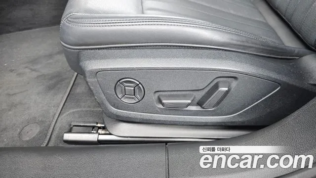 Audi A6 45 TFSI quattro Premium — Фото автомобиля 29