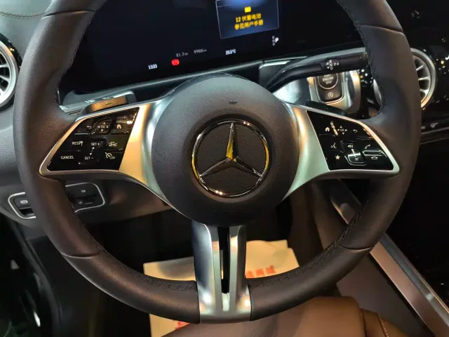 Mercedes-Benz Mercedes-Benz GLB 2024 Facelift GLB 220 Dynamic — Фото автомобиля 8