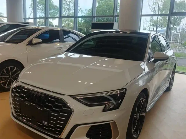 Фотография автомобиля — Audi A3