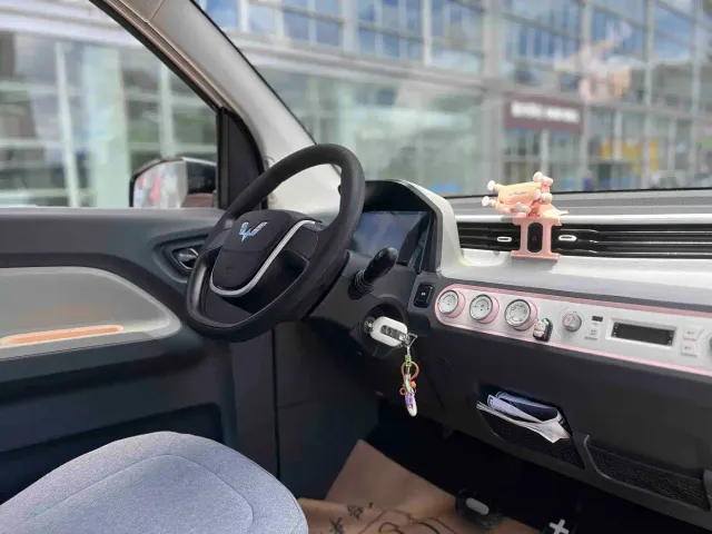 Wuling Hongguang Mini EV — Фото автомобиля 15