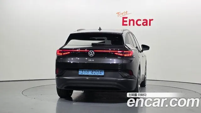 Volkswagen ID.4 — Фото автомобиля 4