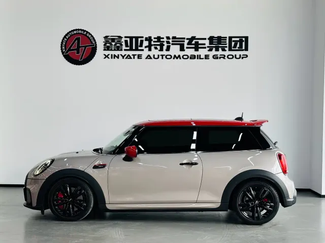 MINI John Cooper Works — Фото автомобиля 4