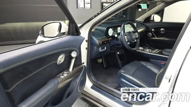 Genesis GV60 — Фото автомобиля 9
