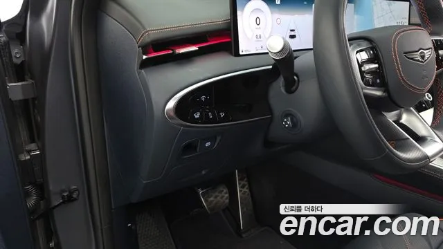 Genesis GV70 — Фото автомобиля 19