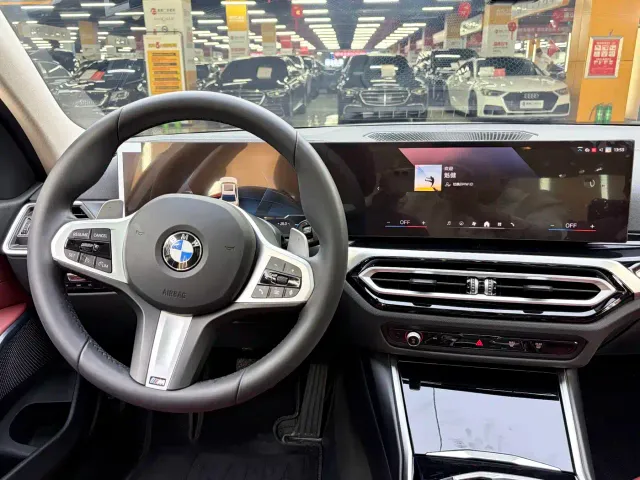 BMW 3 Series — Фото автомобиля 12