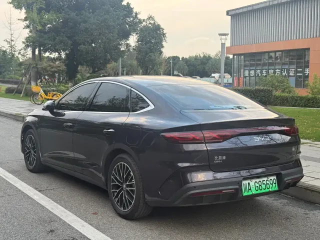 BYD Qin L — Фото автомобиля 14