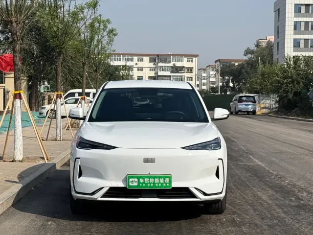 Geely Galaxy E5 — Фото автомобиля 2