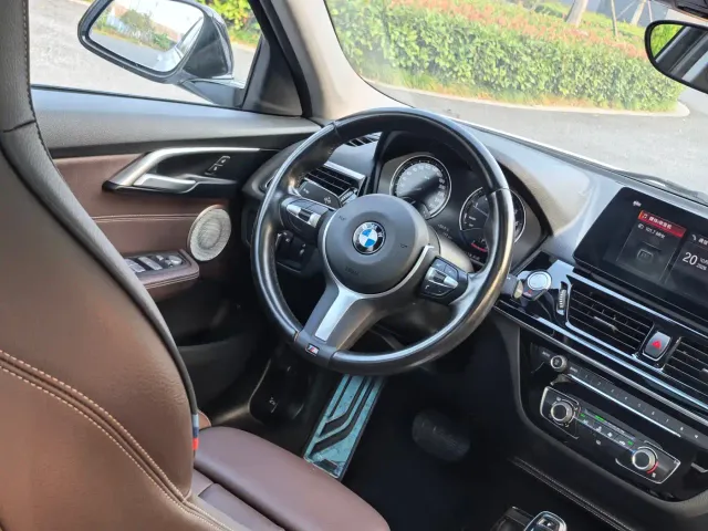 BMW 1 Series — Фото автомобиля 13