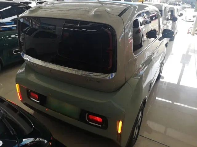 Baojun KiWi EV — Фото автомобиля 5