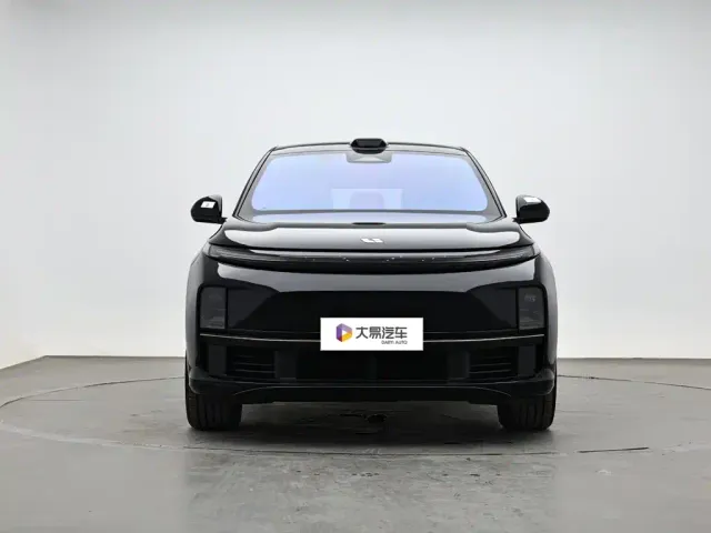 Li Auto L7 — Фото автомобиля 2