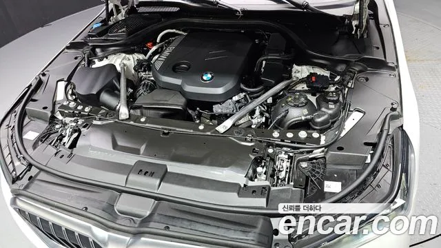 BMW 5 Series G60 — Фото автомобиля 6