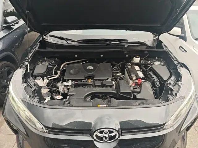 Toyota Wildlander — Фото автомобиля 19