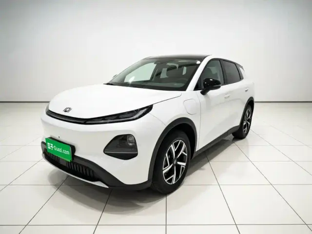 Фотография автомобиля — Changan Qiyuan Q05