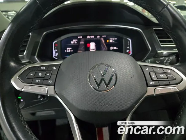 Volkswagen Tiguan — Фото автомобиля 7