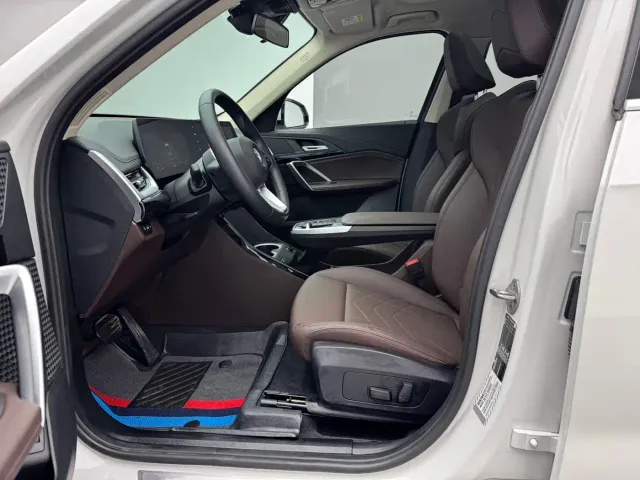 BMW X1 — Фото автомобиля 4