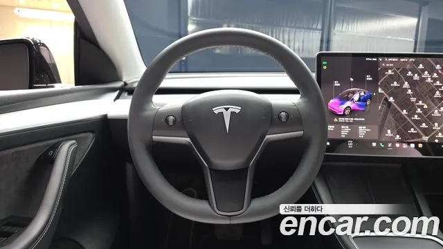 Tesla Model Y — Фото автомобиля 19