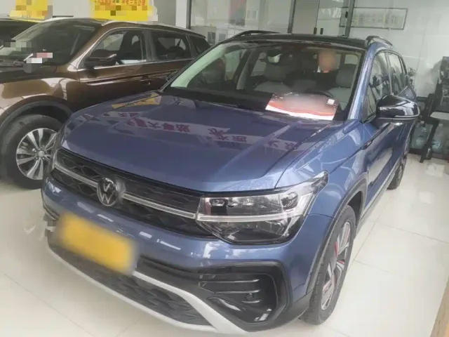 Фотография автомобиля — Volkswagen Tharu
