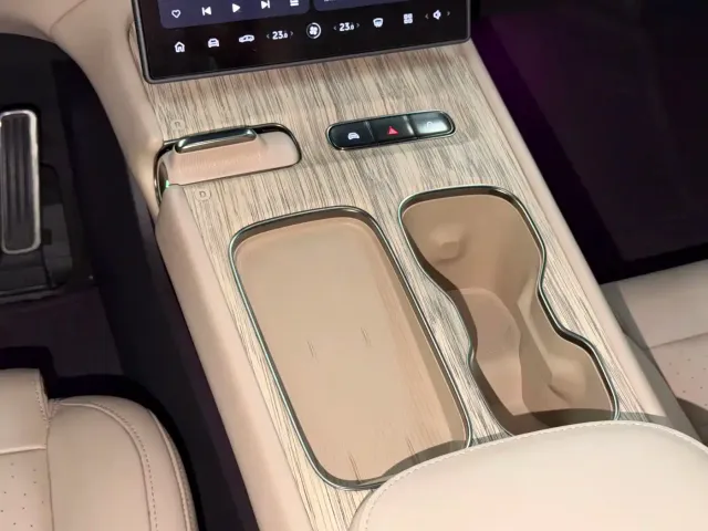 NIO NIO ET7 2024 75kWh Executive Signature Edition — Фото автомобиля 14