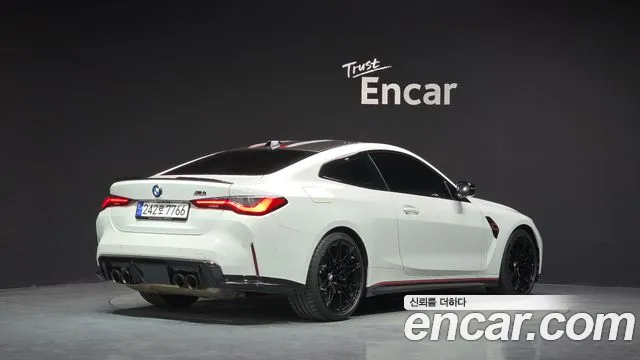 BMW M4 — Фото автомобиля 2