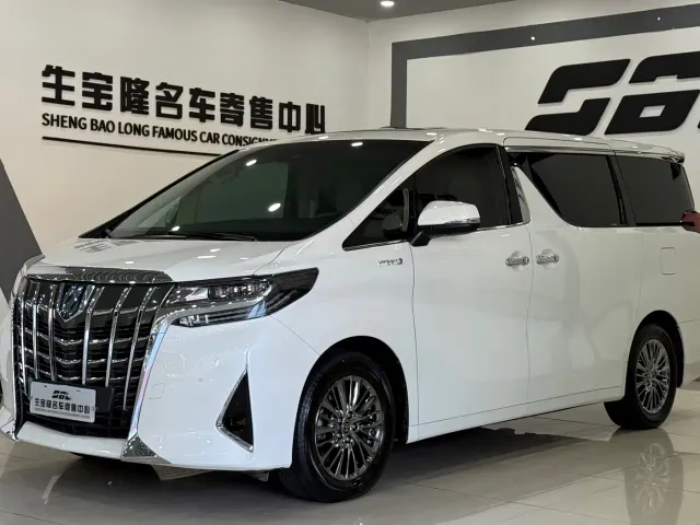 Toyota Alphard — Фото автомобиля 3