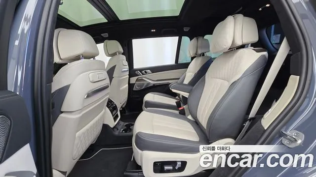 BMW X7 — Фото автомобиля 25