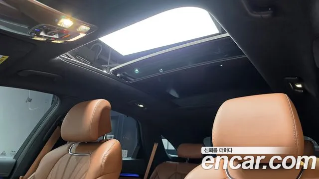 Genesis GV70 — Фото автомобиля 15
