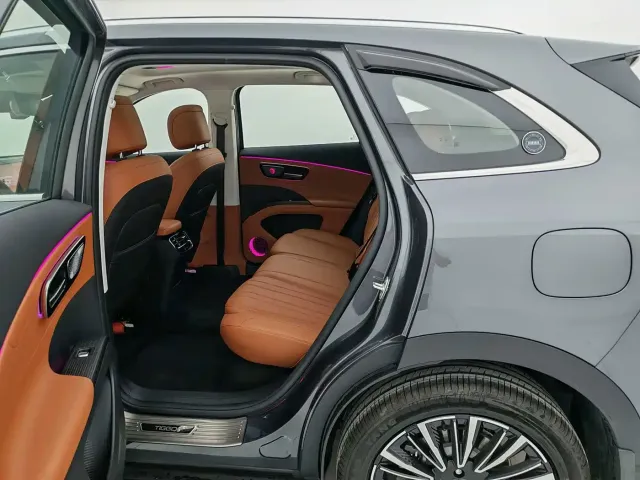 Chery Tiggo 8 — Фото автомобиля 20