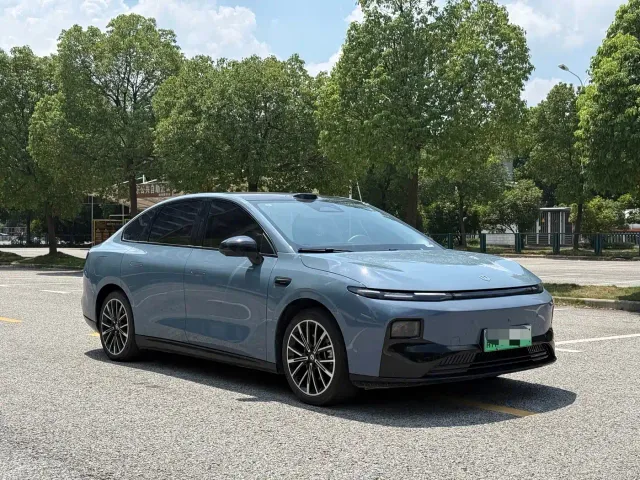 Leapmotor B01 — Фото автомобиля 3