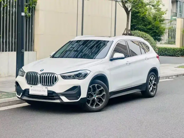 BMW X1 — Фото автомобиля 4