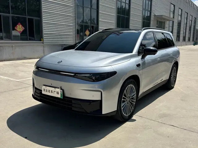 Фотография автомобиля — Leapmotor C16