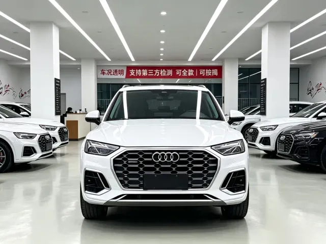 Audi Q5L — Фото автомобиля 3