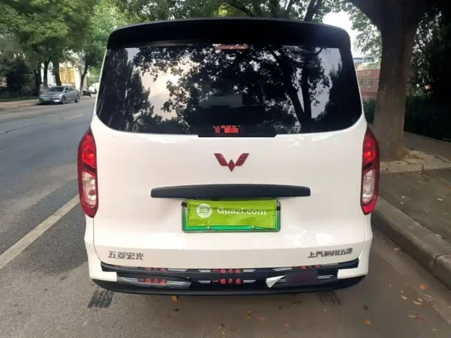 Wuling Hongguang — Фото автомобиля 5