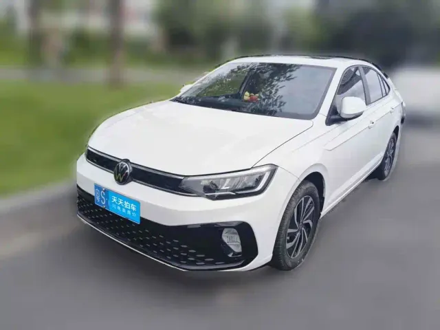 Фотография автомобиля — Volkswagen Lavida