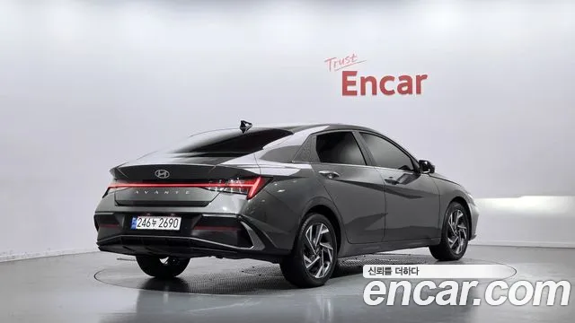 Hyundai AVANTE Новый Avante (CN7) — Фото автомобиля 2