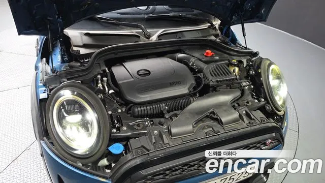 Mini Cooper Convertible — Фото автомобиля 6