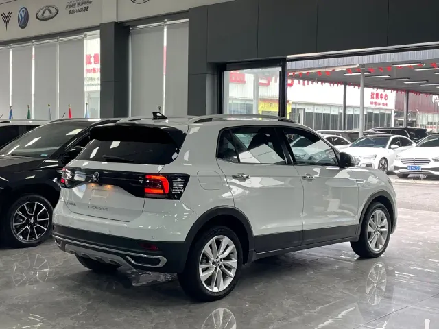 Volkswagen T-Cross — Фото автомобиля 17