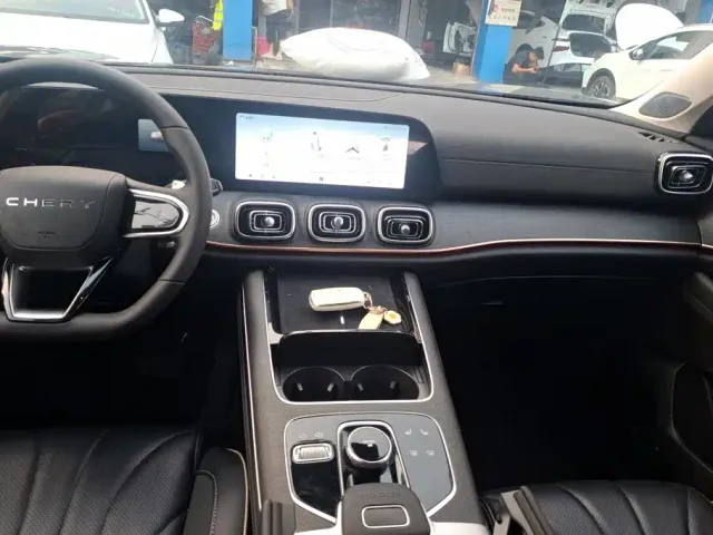 Chery Tiggo 9 — Фото автомобиля 13