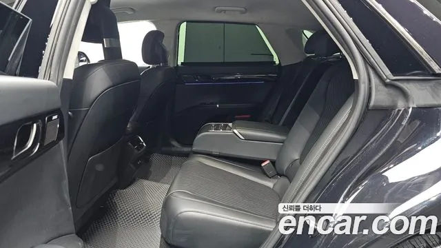 Hyundai Grandeur GN7 — Фото автомобиля 28