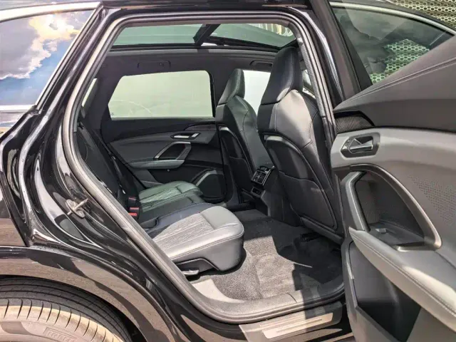 Audi Q5L — Фото автомобиля 9