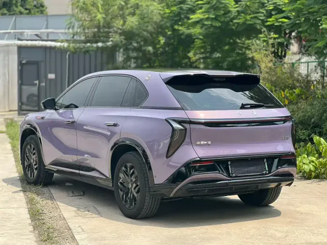 Hongqi Tian Gong 08 — Фото автомобиля 8