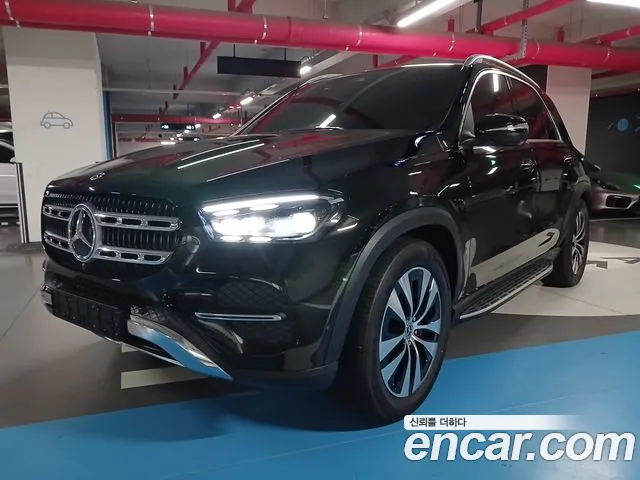 Mercedes-Benz GLE-Class — Фото автомобиля 2