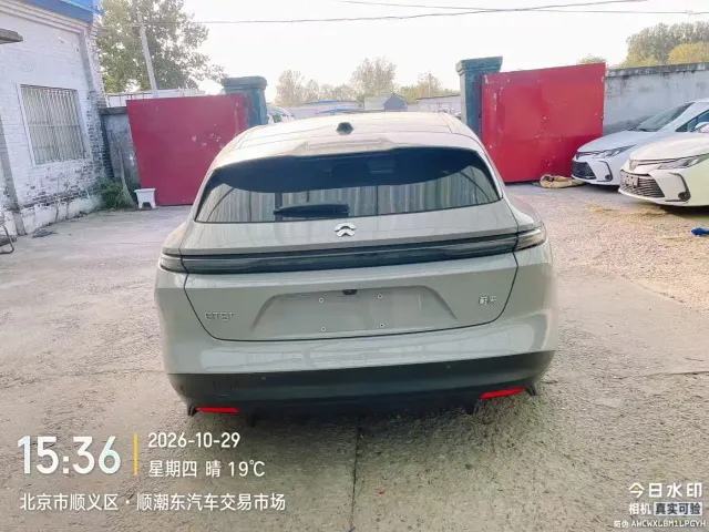 Nio ET5 Touring — Фото автомобиля 5