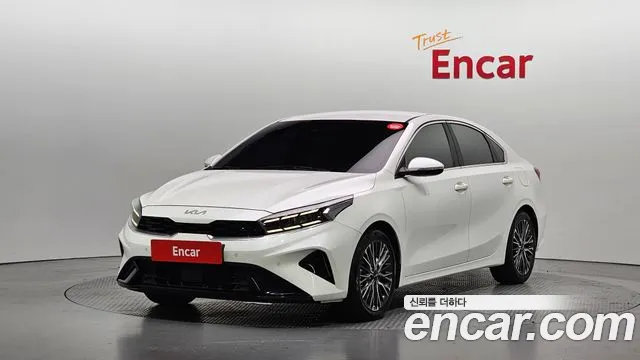 Фотография автомобиля — Kia K3 Generation 2