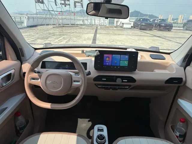 Geely Panda — Фото автомобиля 9