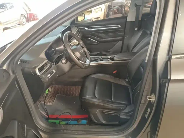 Geely Emgrand — Фото автомобиля 14