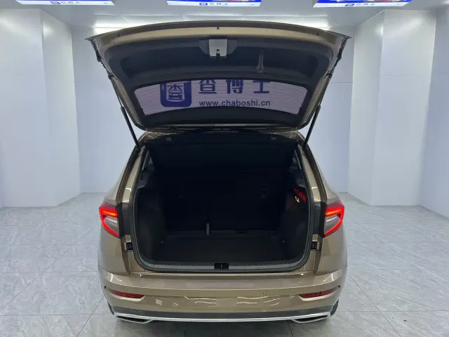 Skoda Karoq — Фото автомобиля 18