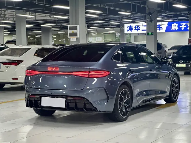 BYD Seal — Фото автомобиля 12