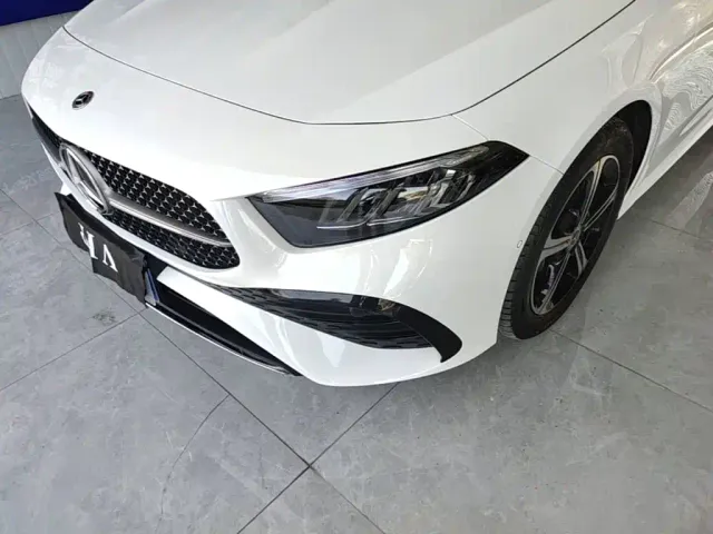 Mercedes-Benz A-Class — Фото автомобиля 23